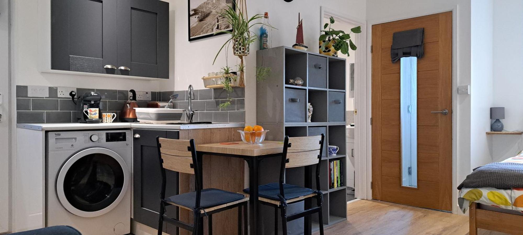 Modern Studio Apartment With Outstanding Views, Sleeps 2 Newlyn Ngoại thất bức ảnh