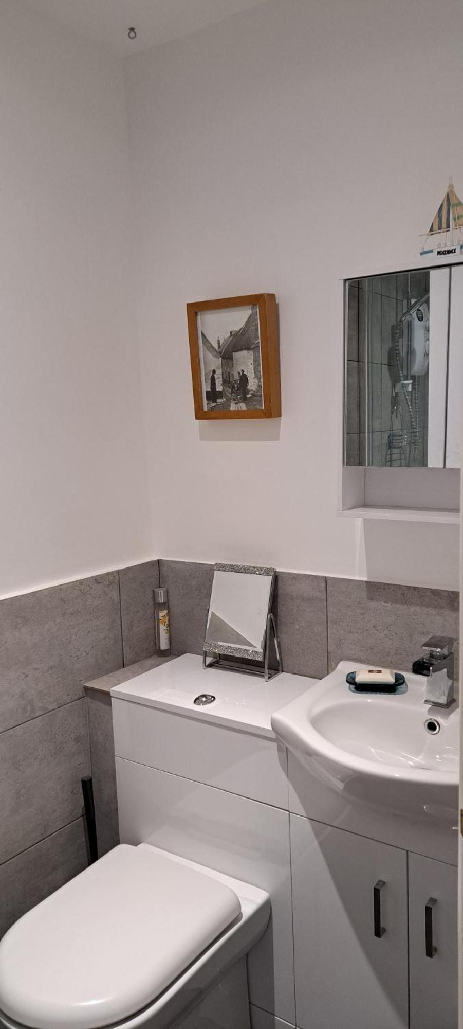 Modern Studio Apartment With Outstanding Views, Sleeps 2 Newlyn Ngoại thất bức ảnh